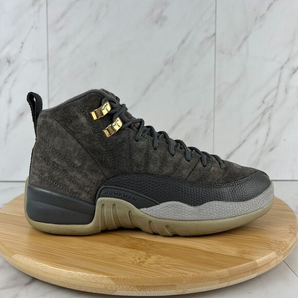 Nike Air Jordan 12 Retro Dark Grey Boys Size 5 Suede Sneakers Shoes 153265-005 - Picture 1 of 10
